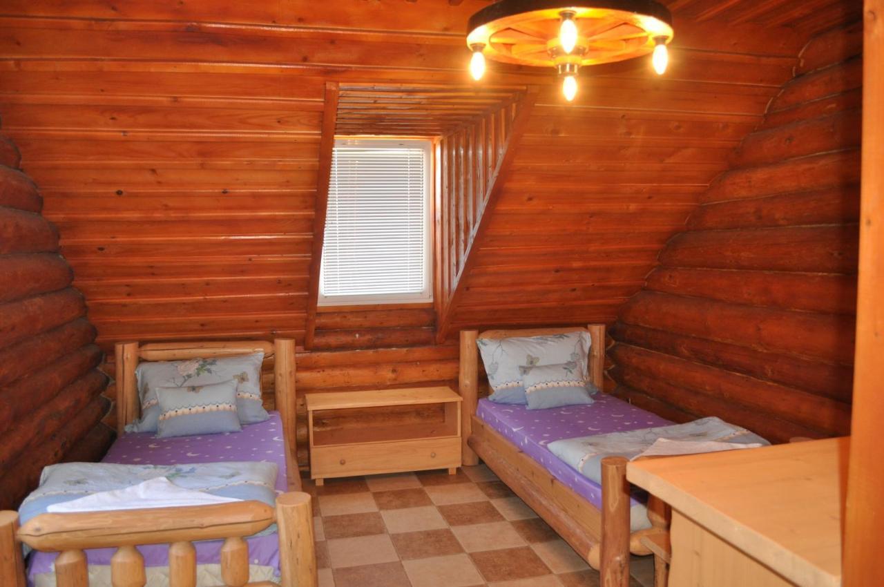 Bed and Breakfast Roenk-Wellness Panzio Mezopeterd Esterno foto