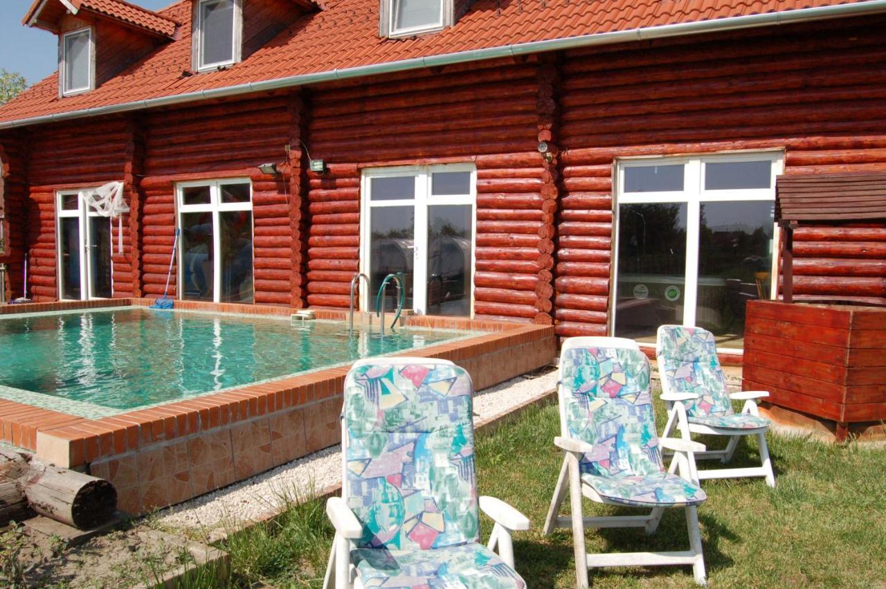 Bed and Breakfast Roenk-Wellness Panzio Mezopeterd Esterno foto
