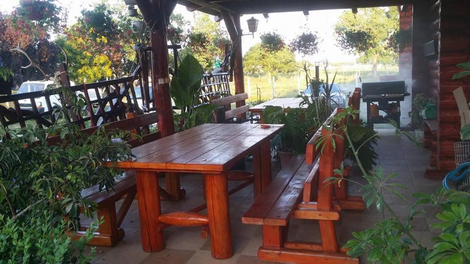 Bed and Breakfast Roenk-Wellness Panzio Mezopeterd Esterno foto