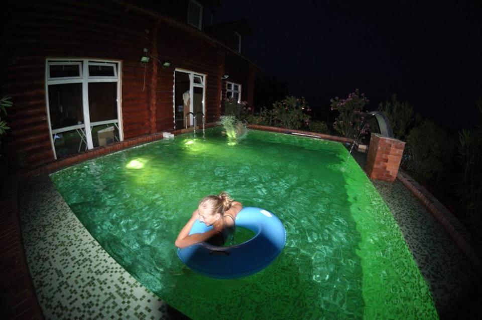 Bed and Breakfast Roenk-Wellness Panzio Mezopeterd Esterno foto