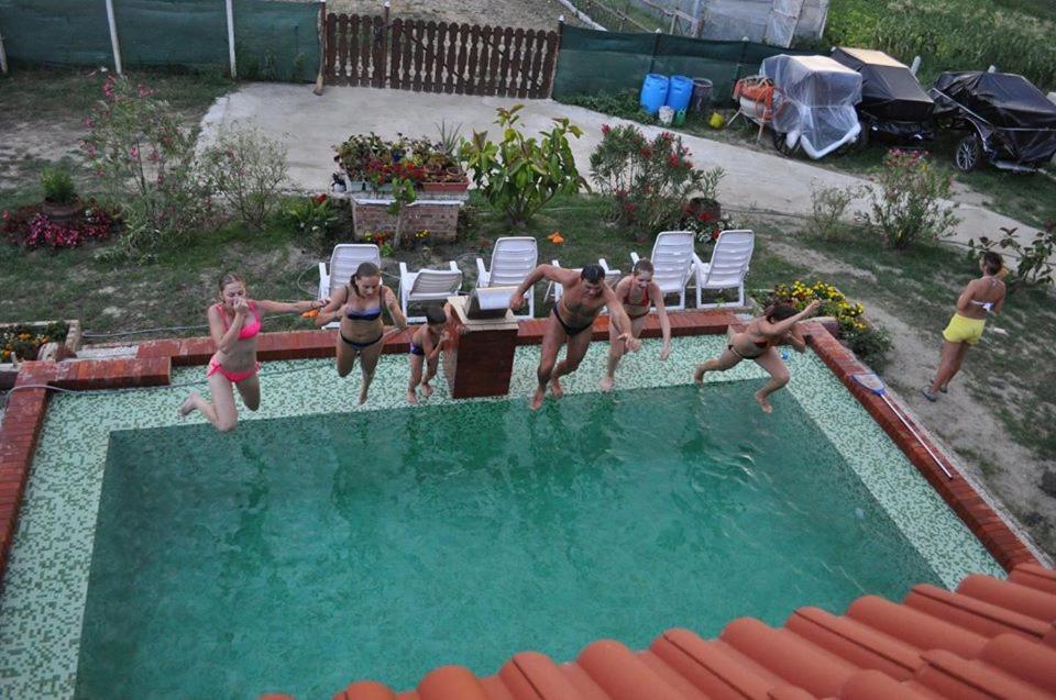Bed and Breakfast Roenk-Wellness Panzio Mezopeterd Esterno foto
