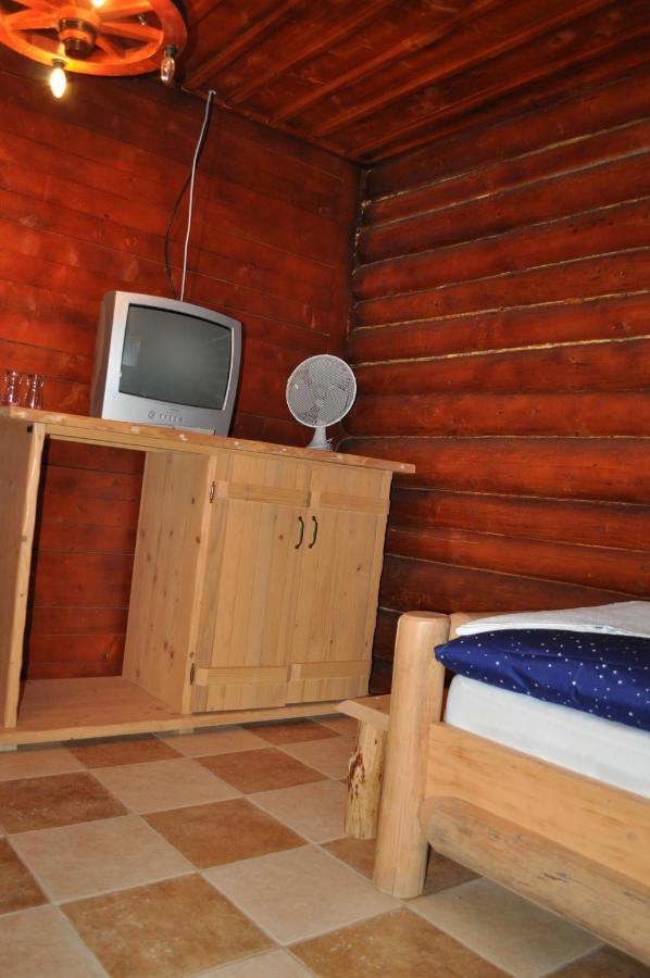 Bed and Breakfast Roenk-Wellness Panzio Mezopeterd Esterno foto