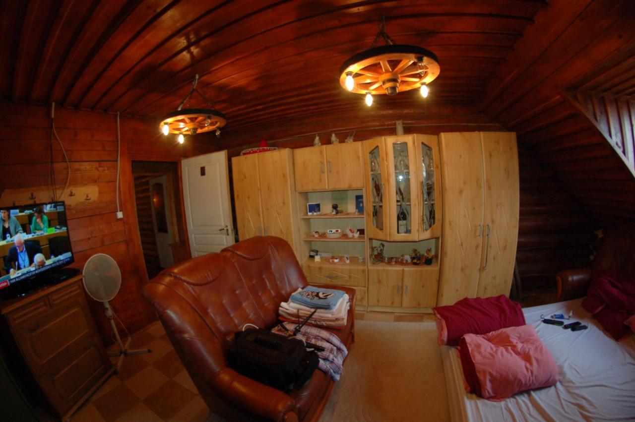 Bed and Breakfast Roenk-Wellness Panzio Mezopeterd Esterno foto